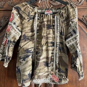 Johnny Was,  camouflage embroidered peasant style blouse , Size Medium